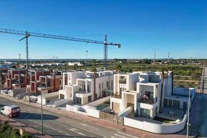 联排别墅 出售 进入 Alcazares, Los, Murcia. 