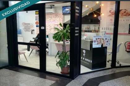 Commercial premise for sale in Móstoles, Madrid. 