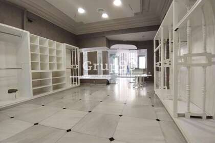 Premissa comercial em Lleida, Lérida (Lleida). 