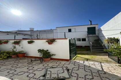 House for sale in Manzanilla, Huelva. 