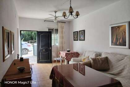 House for sale in Calañas, Huelva. 