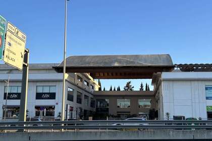 Obchodní prostory na prodej v Sotogrande, Cádiz. 