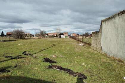 Urban plot for sale in San Andrés del Rabanedo, León. 