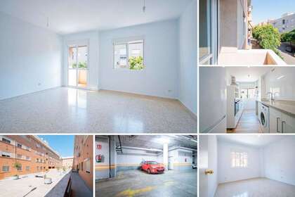 Flat for sale in Sevilla. 