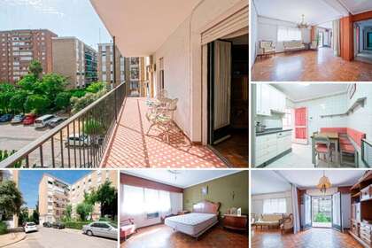 Flat for sale in Sevilla. 
