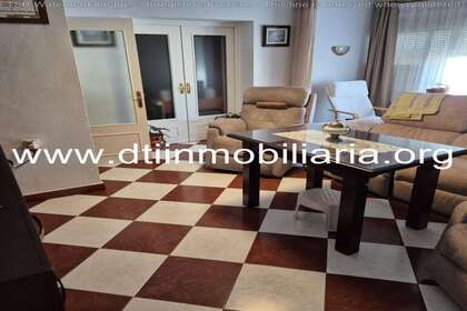 Flat for sale in Palma del Condado (La), Huelva. 