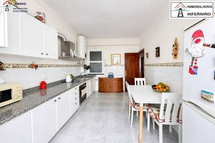 Flats verkoop in Ferrol, La Coruña (A Coruña). 