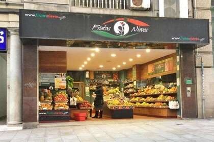 Local comercial en Vigo, Pontevedra. 