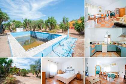 Casa venta en Alcalá de Guadaira, La Campiña, Sevilla. 