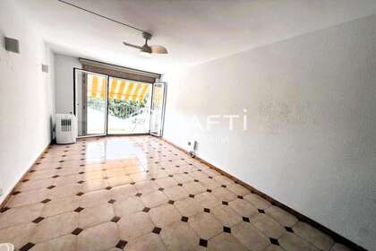 Apartment for sale in Pineda de Mar, Barcelona. 