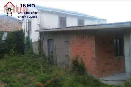 House for sale in Cedeira, La Coruña (A Coruña). 