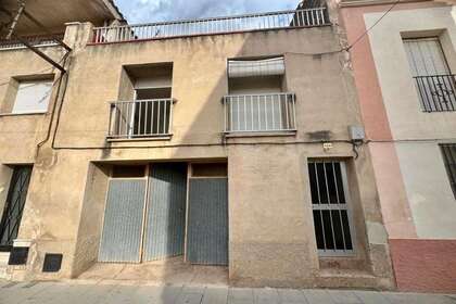 Casa venta en Santa Bàrbara, Tarragona. 