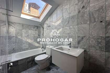 Duplex for sale in Torrelaguna, Madrid. 