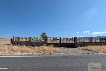 Urban plot for sale in Torrecaballeros, Segovia. 