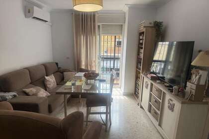 Flat for sale in Sevilla. 