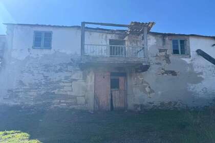 House for sale in Outeiro de Rei, Lugo. 