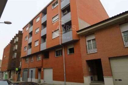 Flat for sale in Medina del Campo, Valladolid. 