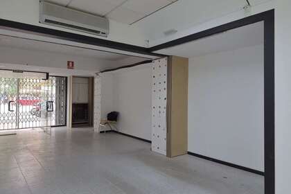 Commercial premise for sale in Barcelona. 