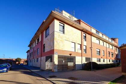 Дом Продажа в Cabezón de la Sierra, Burgos. 