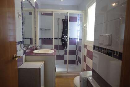 House for sale in Tórtola de Henares, Guadalajara. 