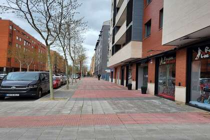 Vagas de estacionamento em Valladolid. 