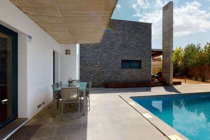Flat in Zaragoza. 