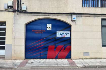 Commercial premise for sale in Casar de Cáceres. 