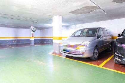 Vagas de estacionamento em Torrent, Valencia. 