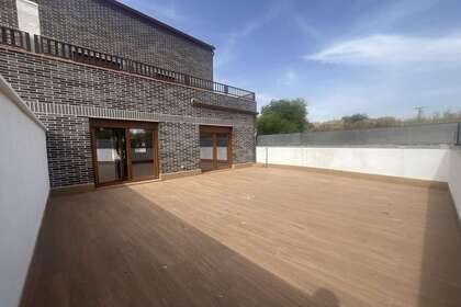 Квартира Продажа в Yélamos de Arriba, Guadalajara. 