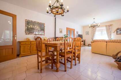 Квартира Продажа в Mandayona, Guadalajara. 