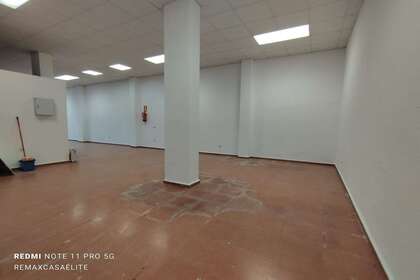 Commercial premise for sale in Gijón, Asturias. 