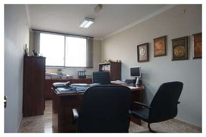 Office in Palmas de Gran Canaria, Las, Las Palmas, Gran Canaria. 