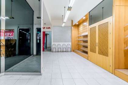 Commercial premise for sale in Madrid. 