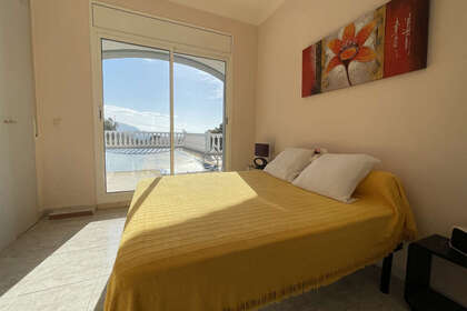 Flat for sale in Canyelles Almadraba (Roses), Girona. 