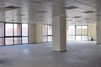 Office for sale in Madrid. 