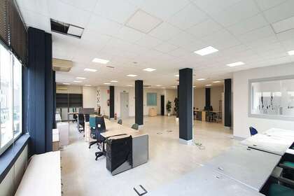 Office for sale in Madrid. 