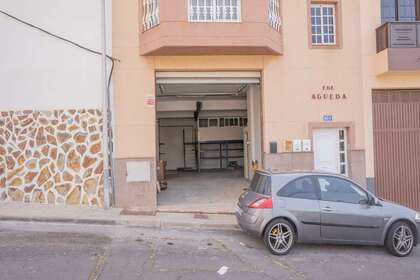 Commercial premise for sale in Santa Cruz de Tenerife, Tenerife. 