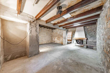 Piso venta en Girona. 