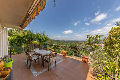 Flat for sale in Barcelona. 