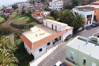 Flat for sale in Santa Cruz de Tenerife, Tenerife. 