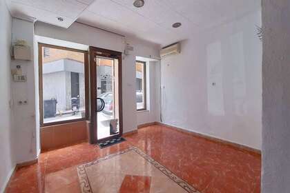 Commercial premise for sale in Málaga. 