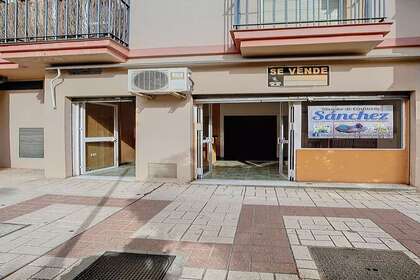 Commercial premise for sale in Málaga. 