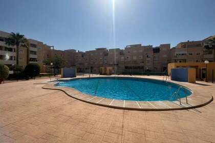 Квартира Продажа в Las Salinas, Roquetas de Mar, Almería. 
