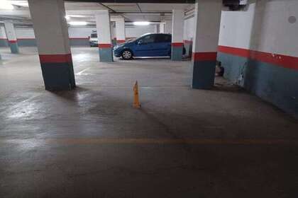 Parkovací místa v Sur, Aguadulce, Almería. 