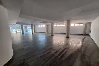 Obchodní prostory v Sur, Aguadulce, Almería. 