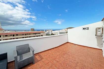 Duplex/todelt hus til salg i Los Cristianos, Arona, Santa Cruz de Tenerife, Tenerife. 