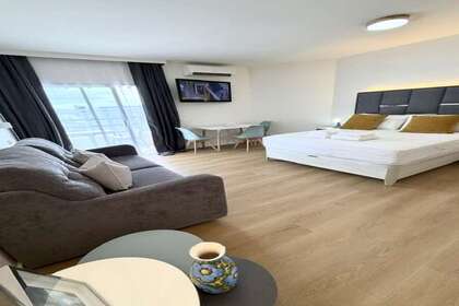 Студия Продажа в Playa Paraiso, Adeje, Santa Cruz de Tenerife, Tenerife. 