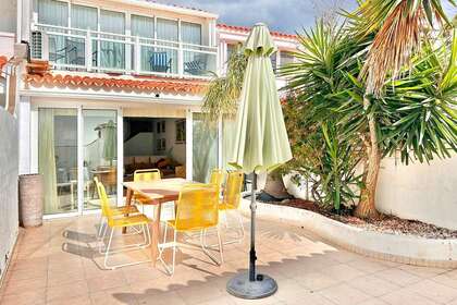 Duplex na prodej v Playa de Las Americas, Arona, Santa Cruz de Tenerife, Tenerife. 