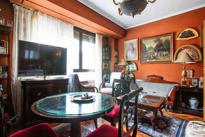 Flat for sale in Trafalgar, Chamberí, Madrid. 