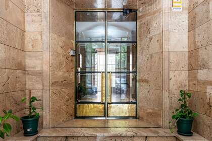 Flat for sale in Chamberí, Madrid. 